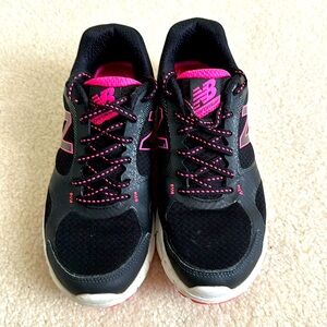 New Balance Comfort Ride Sneakers